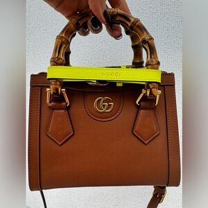 GUCCI BROWN DIANA BAG NM Bamboo Handle Tote Leather Small ☀️
